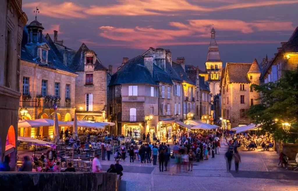 Centre historique de Sarlat en Dordogne, proche de nos gîtes